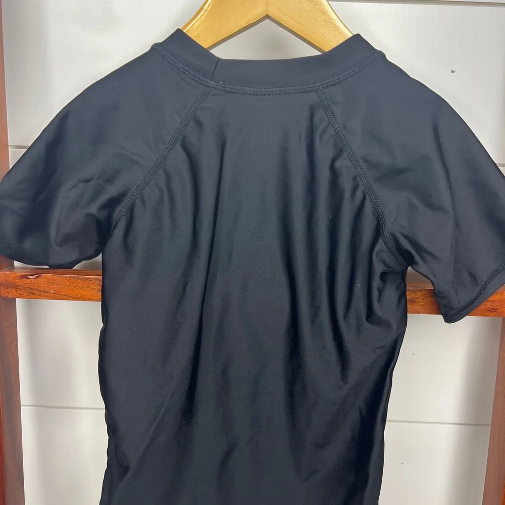 NWOT- Rugged Butts Kids Black Rashguard - Picture 2 of 4